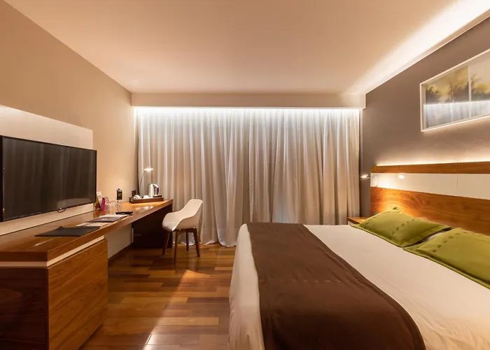 Yrigoyen 111 Hotel